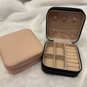 New 4x4 travel jewelry box with zipper. Set of 2 peach and black